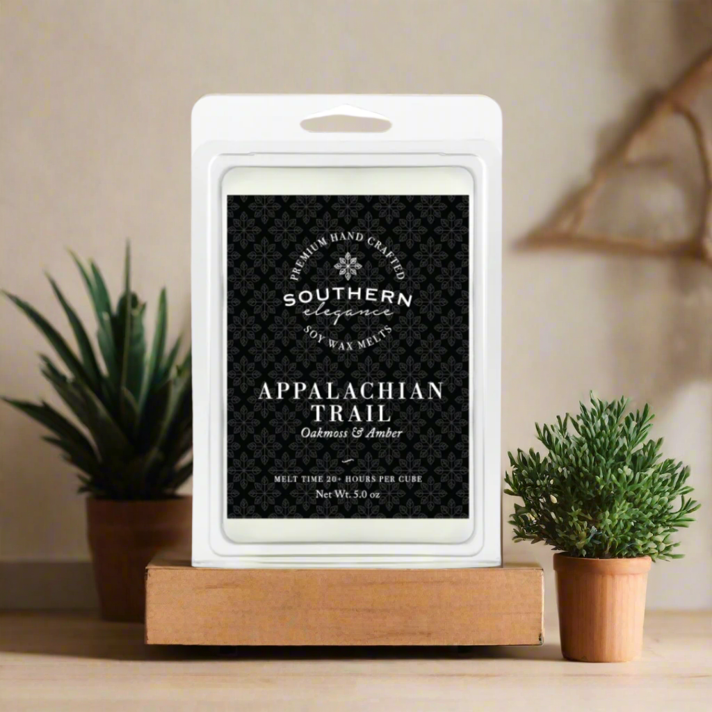 Black label that says Jumbo 5oz Appalachian Trail oakmoss & amber soy wax melt. Melt time 20 hours per cube